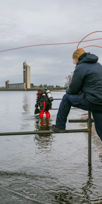 LAC DE L'eau D'heure SAMENWERKEN MET DE SLOVENEN MIL ┬®JORN URBAIN 24